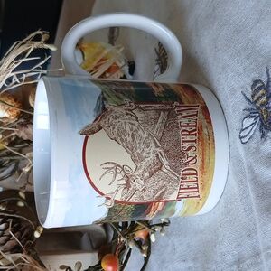 Field & Stream Coffee Mug Fish Deer Fishing Hunting Lake Mountains 10 oz